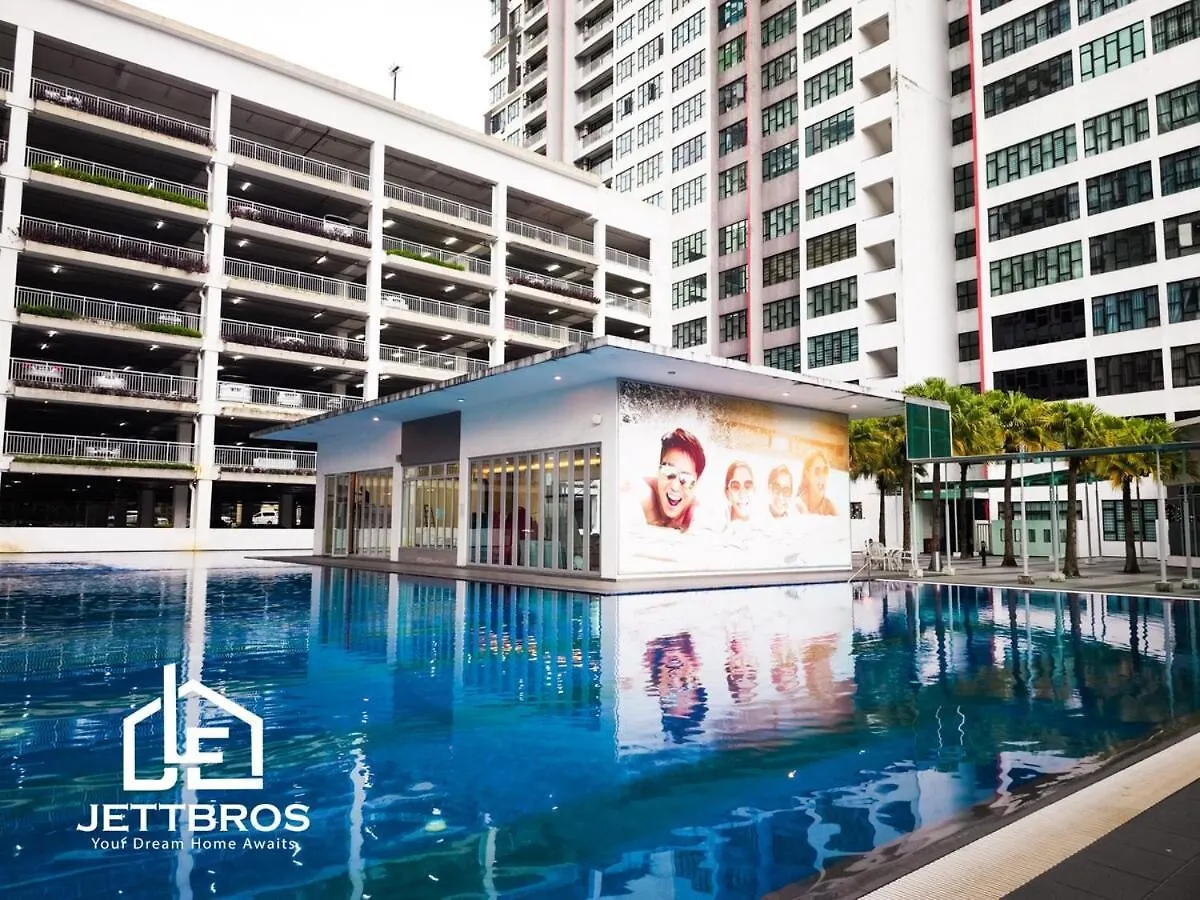 Jettbros De 'La Creme At Mount Austin Jb Apartment Johor Bahru 0*,  Malaysia